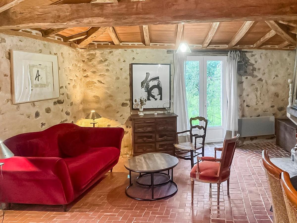 Le Clos Des Ecorcins - Terrasse - Parking Prive Saint-Amand-sur-Sevre Eksteriør bilde